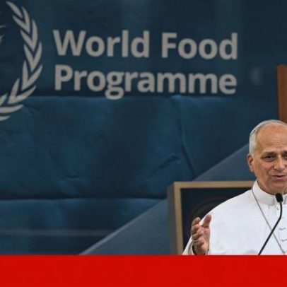 Papa critica líderes que alimentam guerras enquanto milhões passam fome