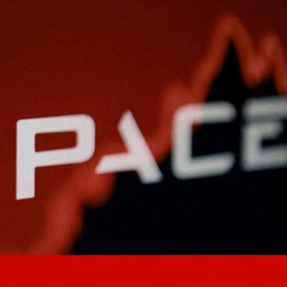 SpaceX enfrenta queda após emissão de dívida e diluição de capital
