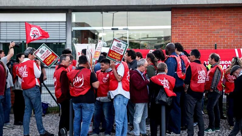 Trabalhadores da higiene urbana da Câmara Municipal de Lisboa