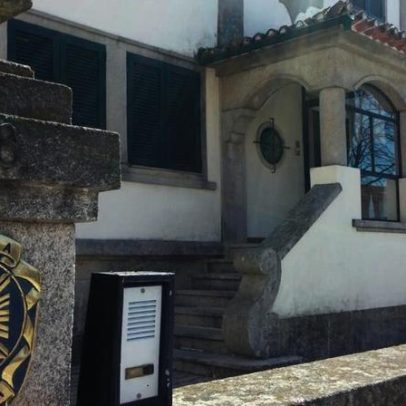 Madrasta suspeita de matar enteada de oito anos