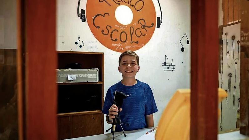 Rádio escolar é exemplo para o mundo