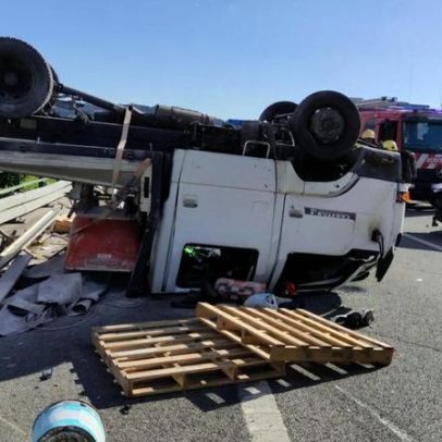 Dez feridos ligeiros em choque entre carrinha e três carros em Braga