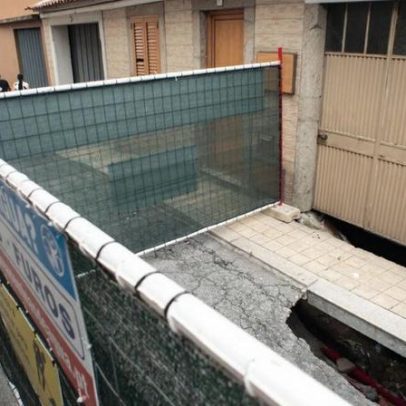Moradores de Gondomar exigem reparação de rua cortada há meses
