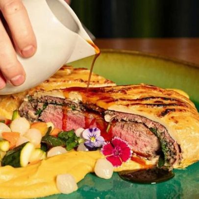 Clorofila estreia Bife Wellington e novos pratos em Picoas