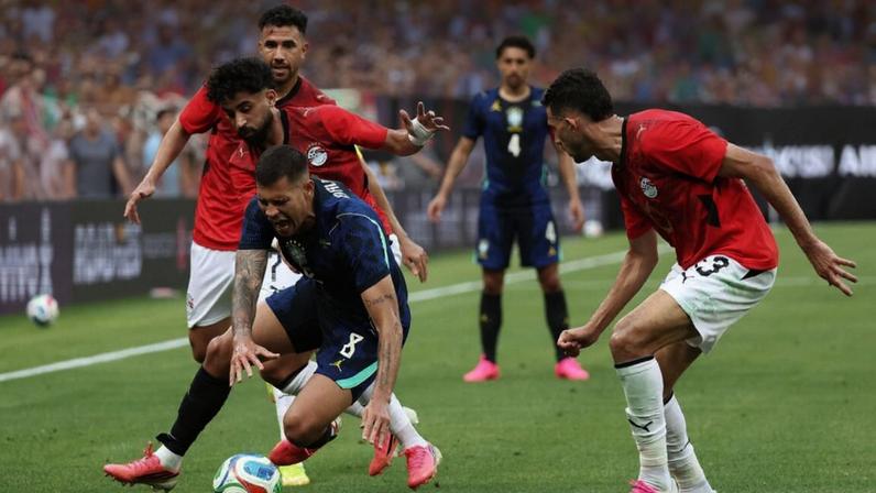 Argentina e Brasil vencem jogos de preparação para o Mundial 2026