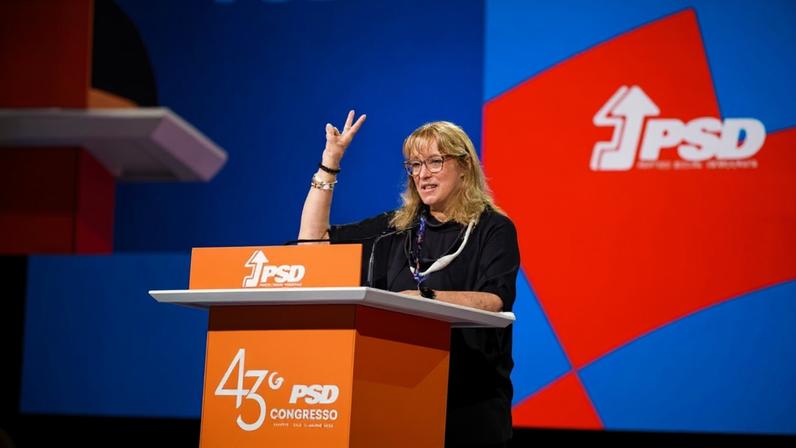 Maria do Rosário Palma Ramalho discursou, este sábado, no conclave social-democrata