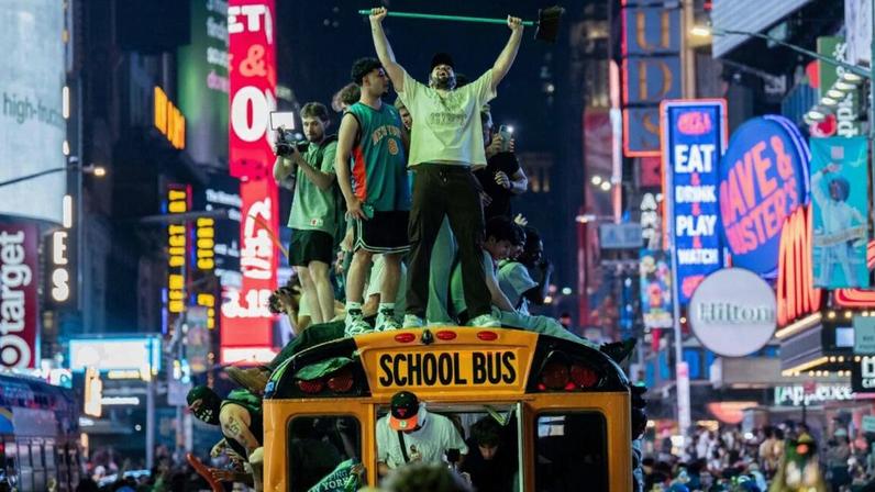 Dezenas detidas em Nova Iorque durante celebrações da vitória dos Knicks