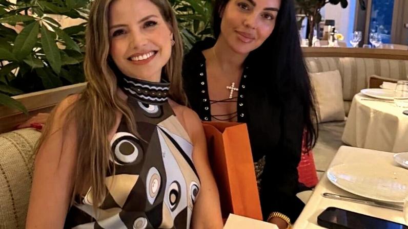 Inês Degener Tomaz celebra aniversário em Miami com mimos e surpresa de Georgina