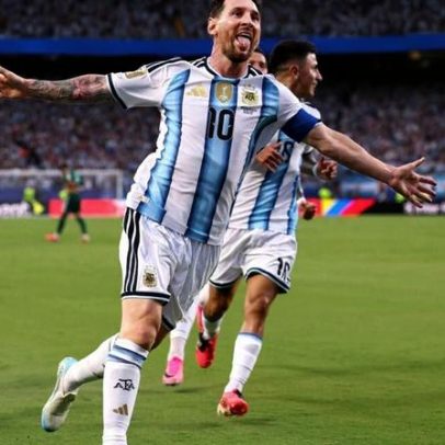 Argentina vence Argélia com hat-trick de Messi