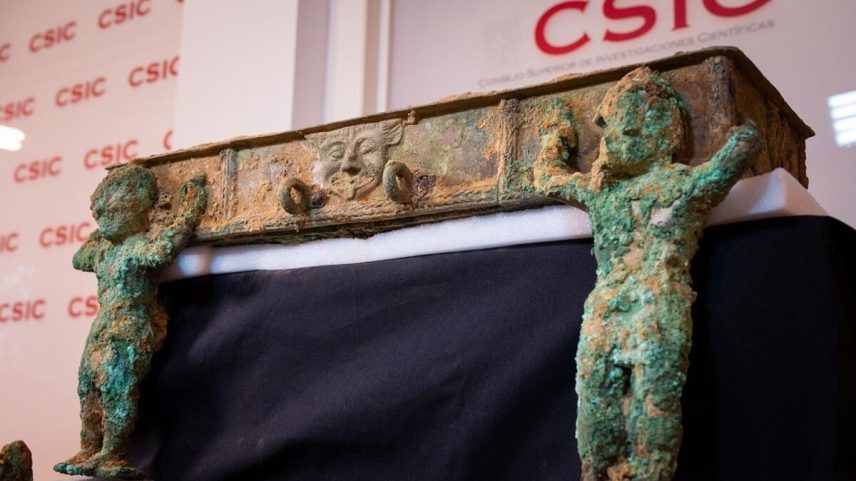 Carro de bronze descoberto em Badajoz, único na Península Ibérica