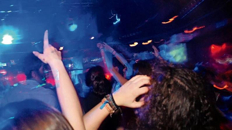 Militar suspenso 125 dias por usar arma, farda e carro da GNR