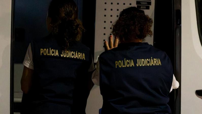 Três sacos com notas roubados de carrinha de valores em Celorico de Basto