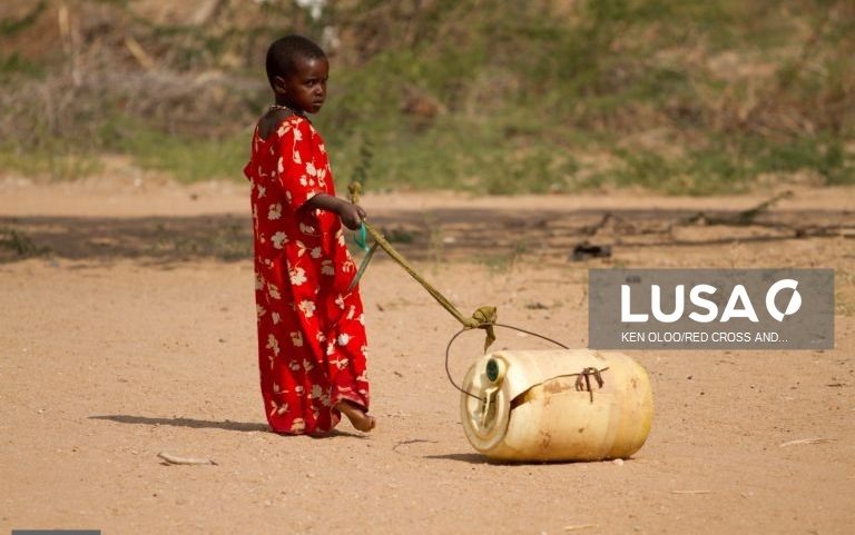Moçambique busca acesso universal à água para crianças
