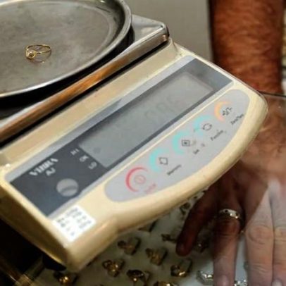 Preço do ouro cai abaixo de 4.000 dólares, mínimo de novembro