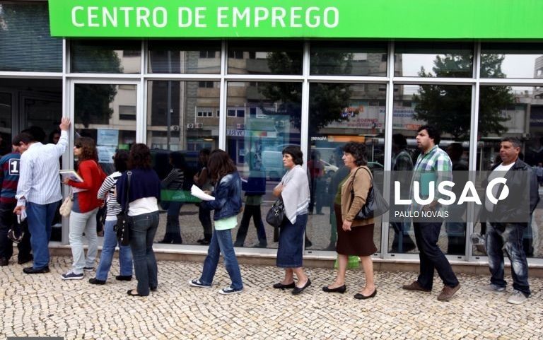 IEFP: desempregados a prestar trabalho social não chegam a 15 mil