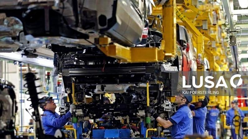 Ford apresenta primeiro automóvel fabricado em Espanha com tecnologia de condução sem mãos
