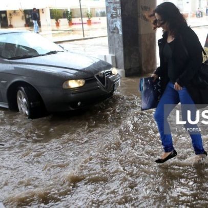 Quatro distritos sob aviso amarelo por previsão de trovoadas