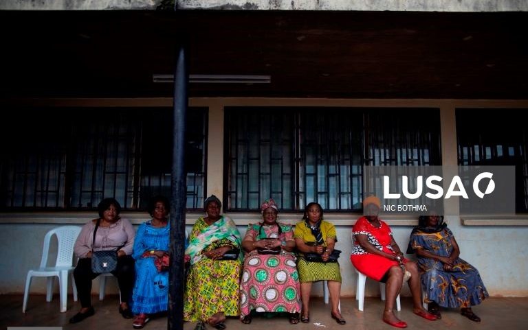 Camarões falham na proteção das mulheres contra a violência, segundo ONG