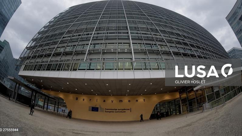 Bruxelas pode processar Portugal por falhas na transparência salarial