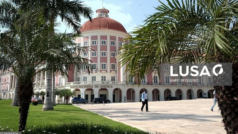 Crédito bruto à economia angolana cresceu 14,1% para 8,5 mil ME em maio