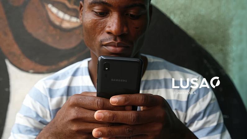 Angola tem 28 milhões de utilizadores de telemóvel, diz governo
