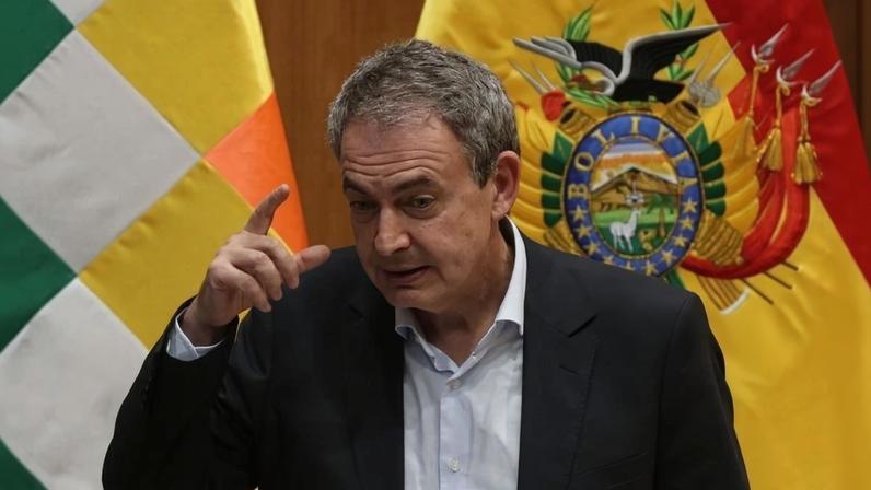 Sánchez mantém confiança na inocência do ex-PM Zapatero