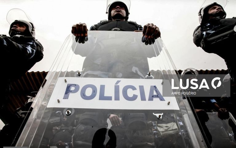 Sindicato denuncia repressão policial e detenções de grevistas da empresa de limpeza em Luanda