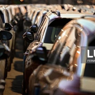 Vendas de automóveis novos na UE sobem 4% até maio; Portugal avança 9,8%