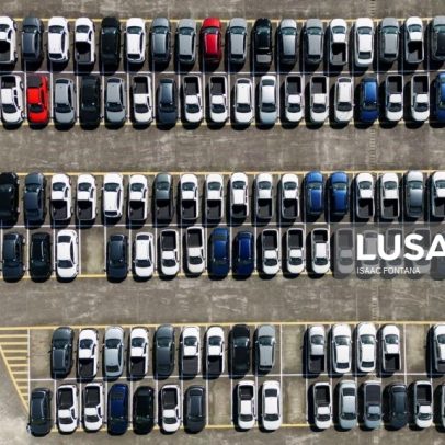 Brasil prolonga redução de tarifas para elétricos, ante oposição de fabricantes