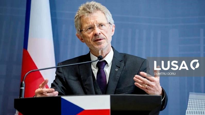 Taiwan condecora presidente do Senado checo pelo “firme apoio” à ilha