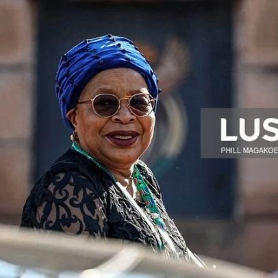 Maria Mambo Café e Graça Machel entre pioneiras da política retratadas em livro