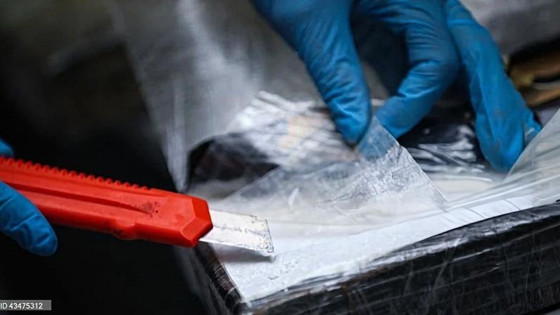 Passageira brasileira detida em Hong Kong com 3,4 quilos de cocaína