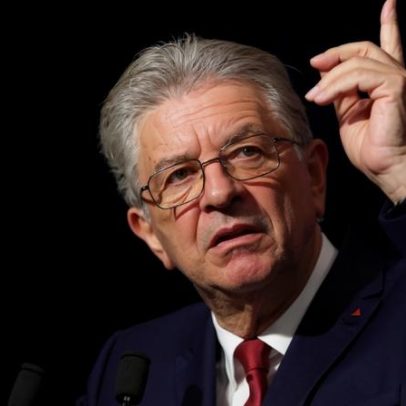 Líder da esquerda radical francesa inicia campanha presidencial para 2027