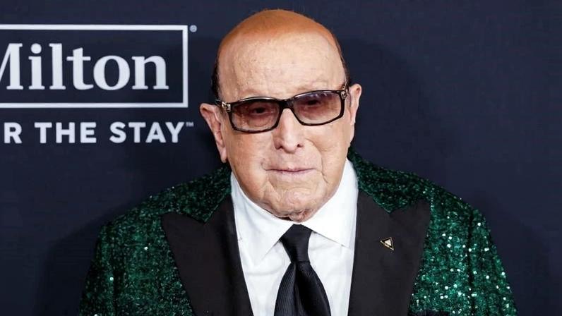 Morre Clive Davis, produtor que lançou Springsteen, Aretha e Whitney Houston