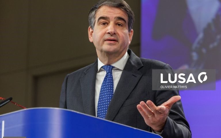 Comissão Europeia desafia Governos a aproveitar 3,3ME para habitação acessível