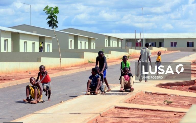 Quatro em dez crianças angolanas com menos de cinco anos sofrem desnutrição
