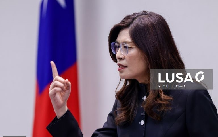 Líder da oposição em Taiwan inicia visita de duas semanas aos Estados Unidos