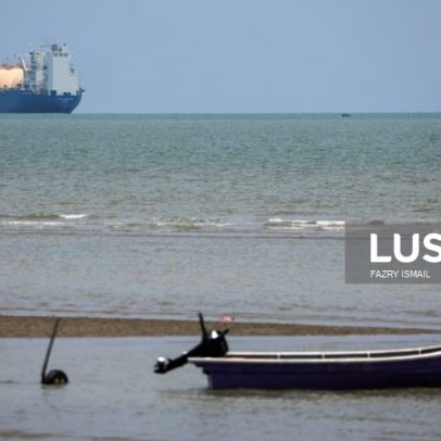 Irão: Imagens de satélite indicam retomada das exportações de crude