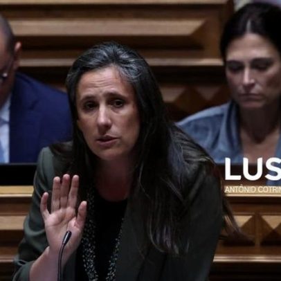 Livre propõe ampliar licença parental e 25 dias de férias para trabalhadores