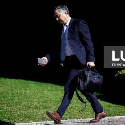 Ministro promete transição suave na direção da Escola Portuguesa de Macau