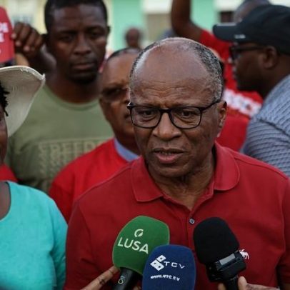 Ex-PM cabo-verdiano Ulisses Correia e Silva deixa a política ativa