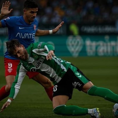 André Silva regressa ao FC Porto após nove anos como avançado internacional