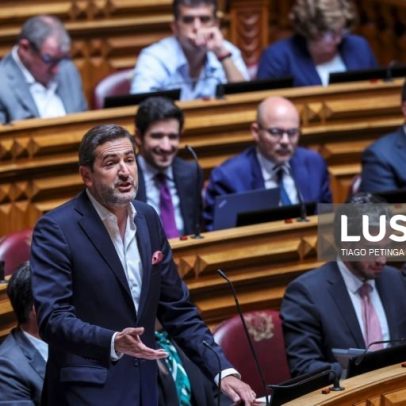 PSD/CDS propõem dois anos de residência para acesso de imigrantes à PSU
