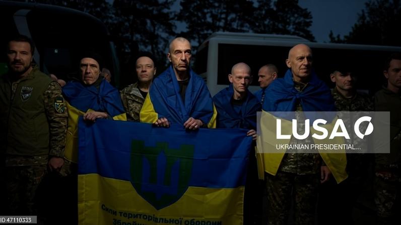 Moscou e Kiev trocam 370 prisioneiros de guerra