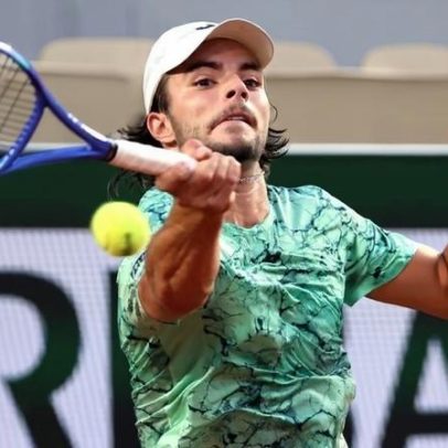 Jaime Faria regressa ao top 100 mundial de ténis