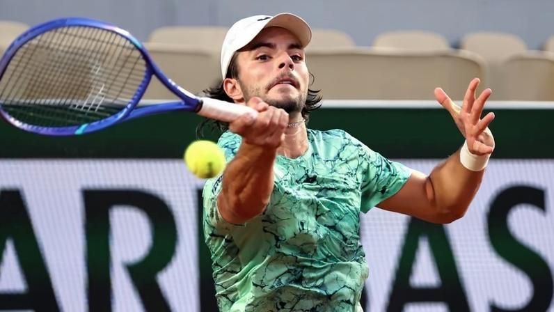 Jaime Faria regressa ao top 100 mundial de ténis