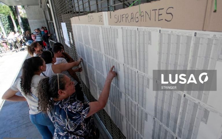 Líder da Colômbia e candidato de esquerda rejeitam resultados das presidenciais