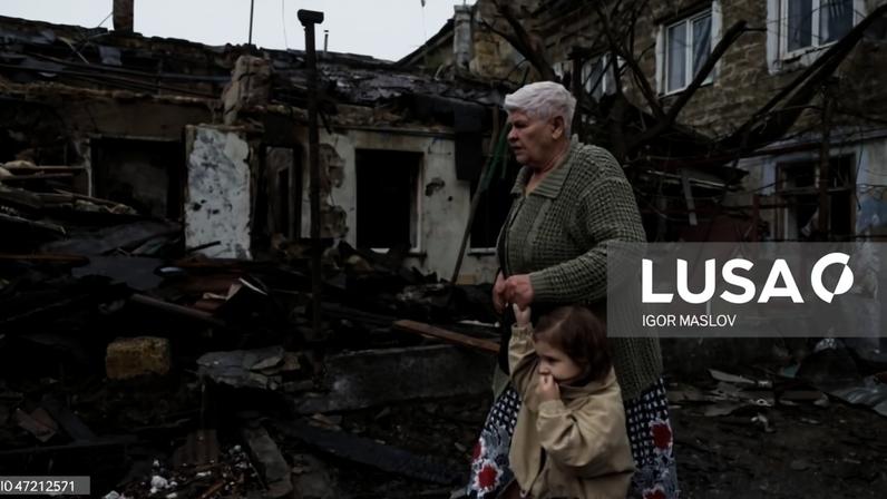 Troca de ataques entre Rússia e Ucrânia faz pelo menos dois mortos