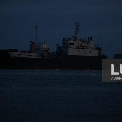 Irão volta a fechar o estreito de Ormuz, aumentando tensão regional