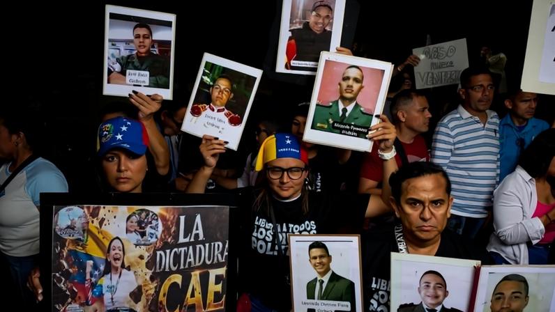 Venezuelanos pedem aos EUA transição pacífica e calendário eleitoral